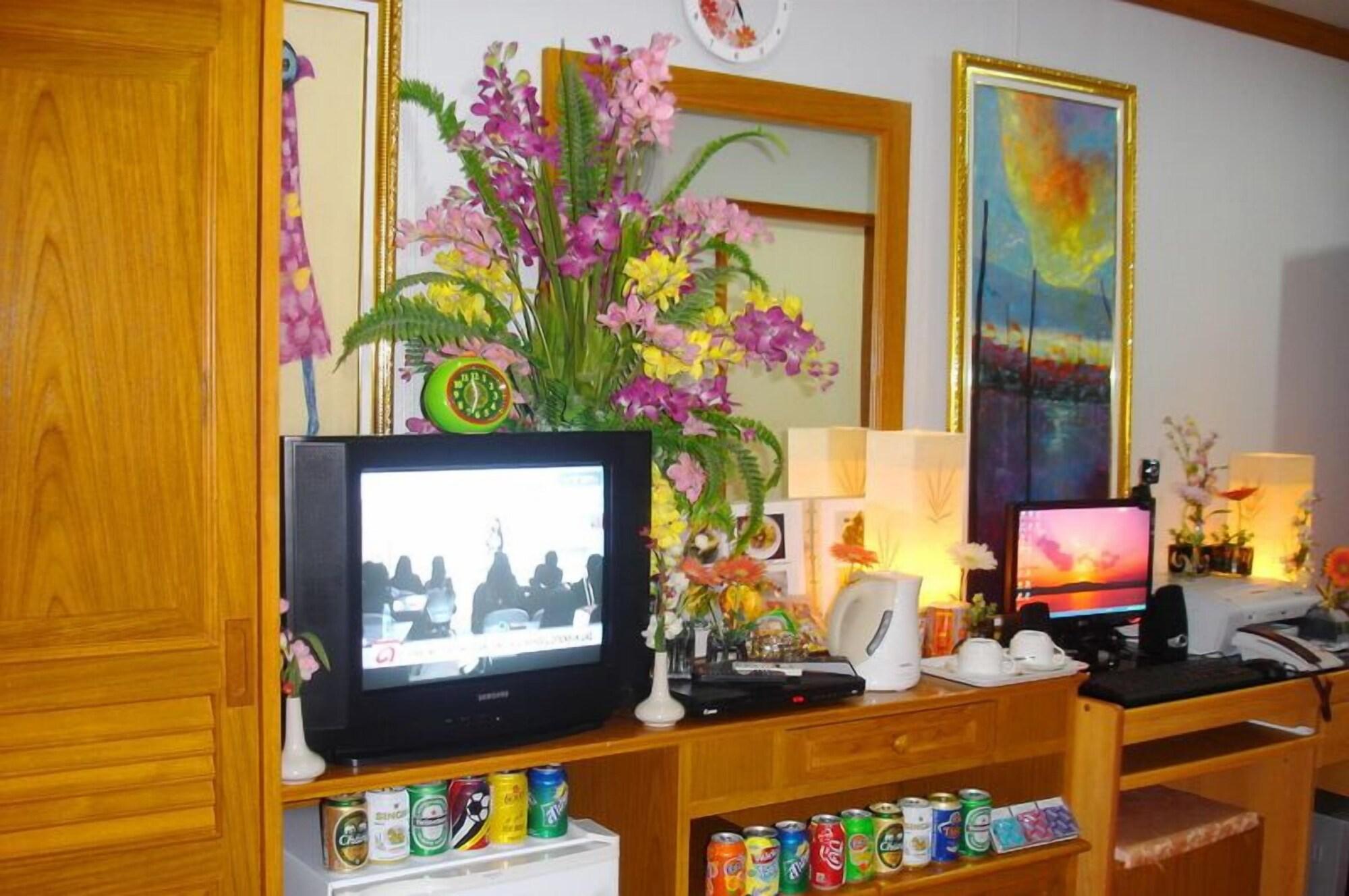 Nhà khách Lamai Patong
